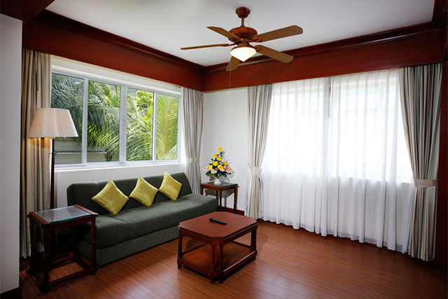 gw-Family room 4.jpg