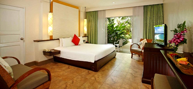 2-6-premium-dlx-at-tropical-02-2000x925.jpg