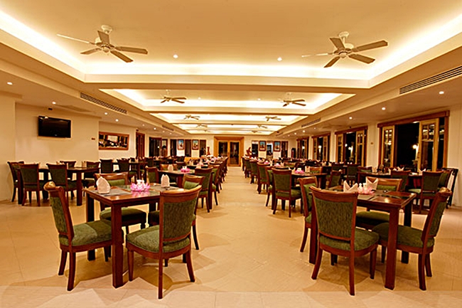 DJ restaurant 1.jpg