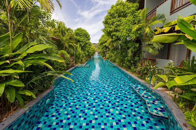 dlx-pool-4.jpg