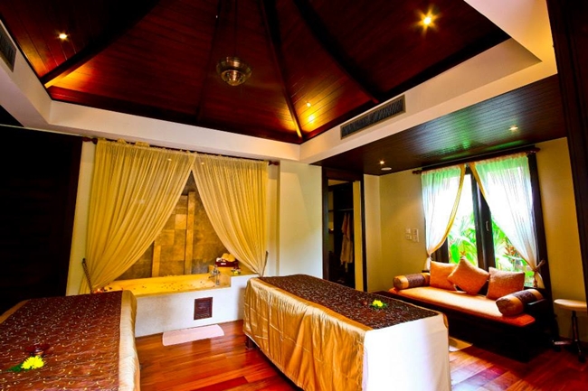 Kata Beach-Spa (2).jpg