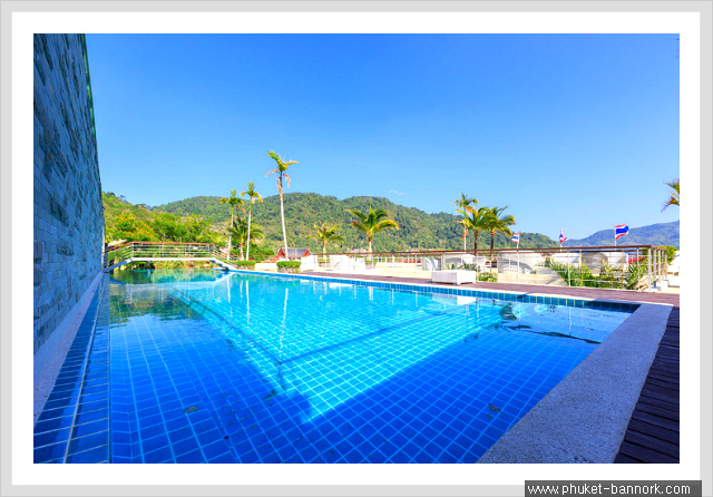 3-fac-pool.jpg