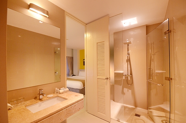 LT Luxury 2br 4.jpg